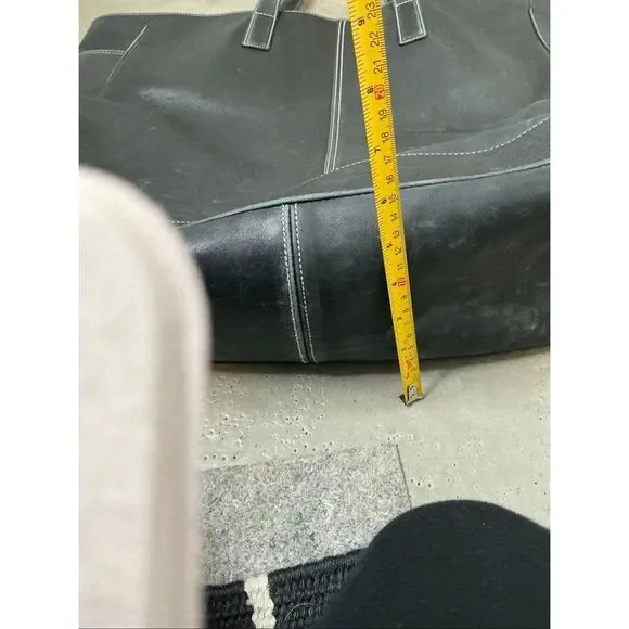 Coach Large Leather Vintage Handbag - Picture 11 of 11